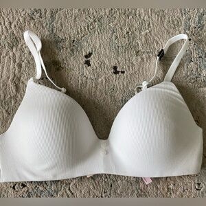White Ribbed Victoria Secret bra